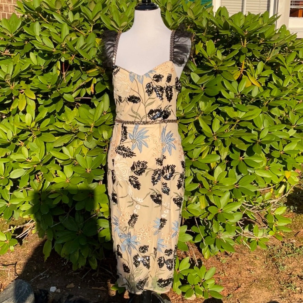 Beautiful dress sequin in the summer! 💙🖤
